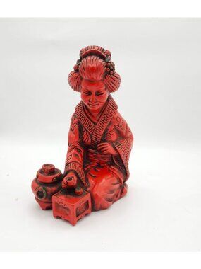 Vintage 1962 Universal Statuary Corp Resin Geisha Figurine Red & Black Finish